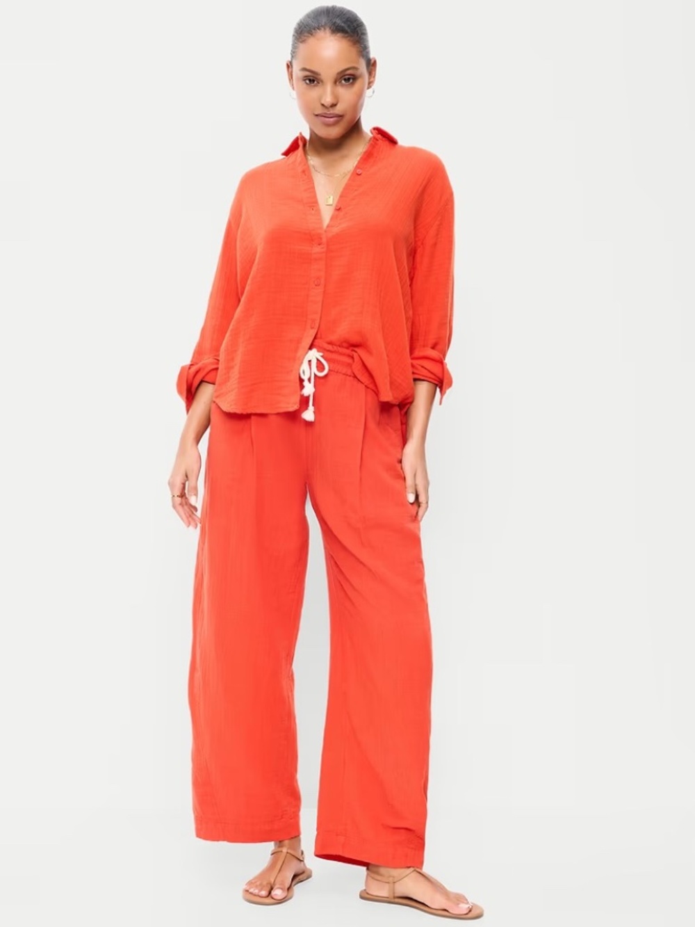 Ladies Old Navy high waisted crinkle gauze barrel ankle pants